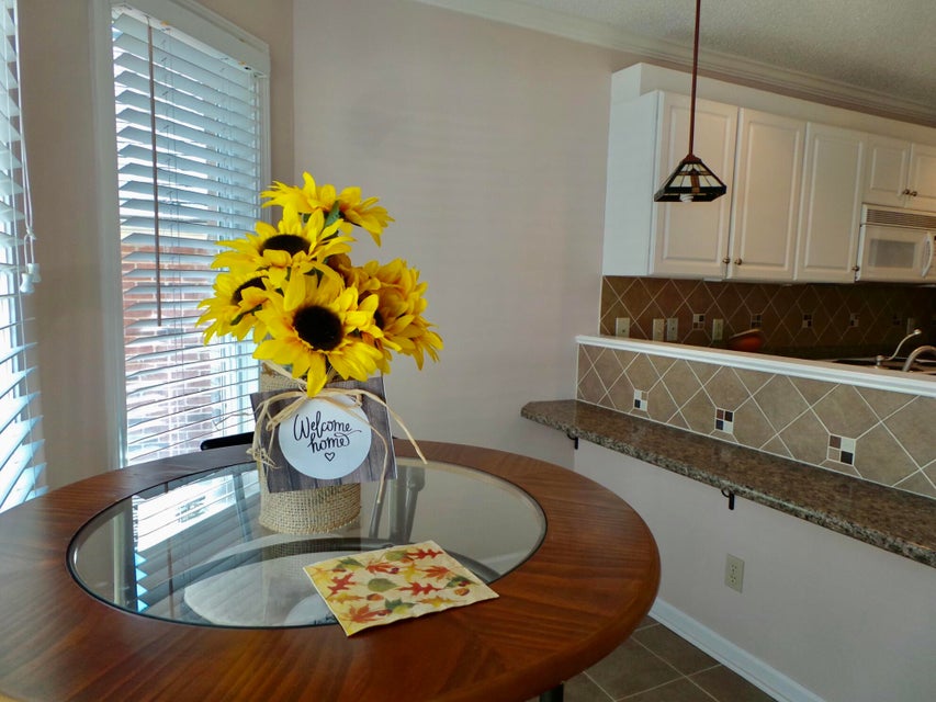 Photo #11: 512 Willowbrook Trace