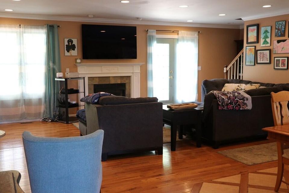 Photo #11: 18953 Chaparral Drive