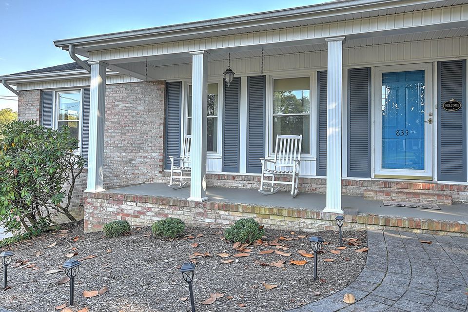 Photo #4: 835 Sir Echo Drive