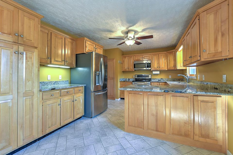 Photo #10: 835 Sir Echo Drive