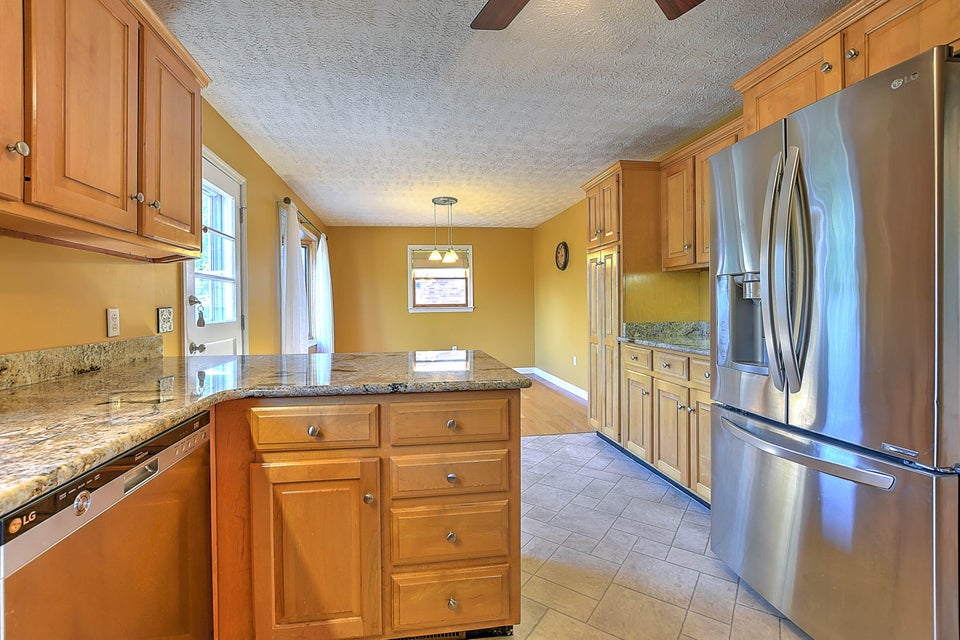 Photo #12: 835 Sir Echo Drive