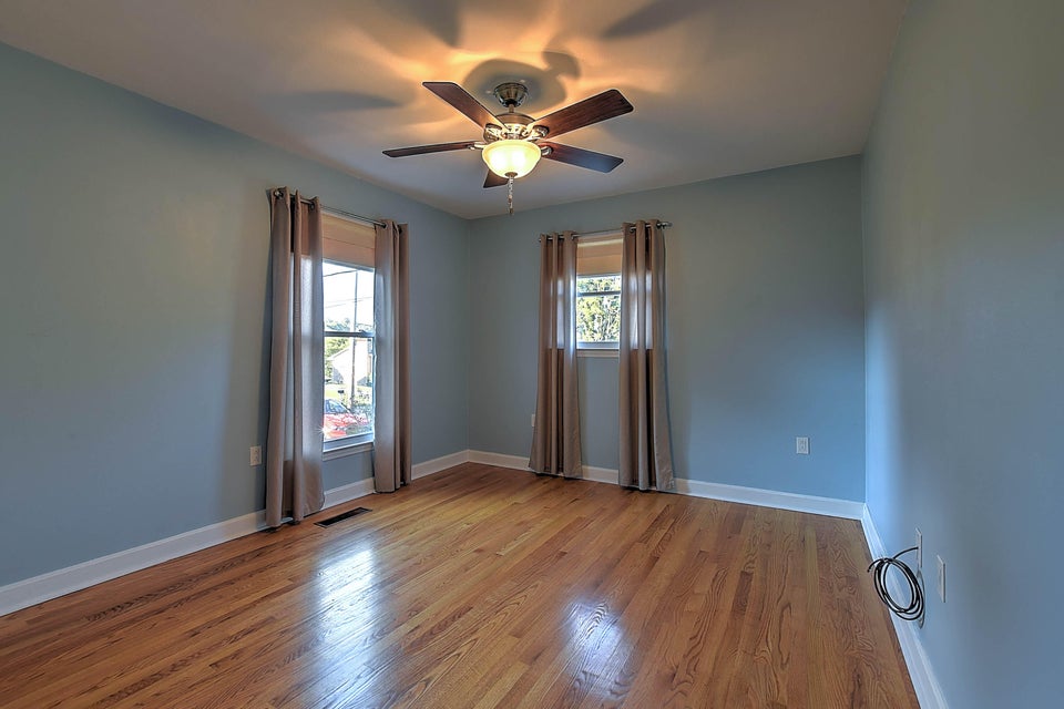 Photo #20: 835 Sir Echo Drive