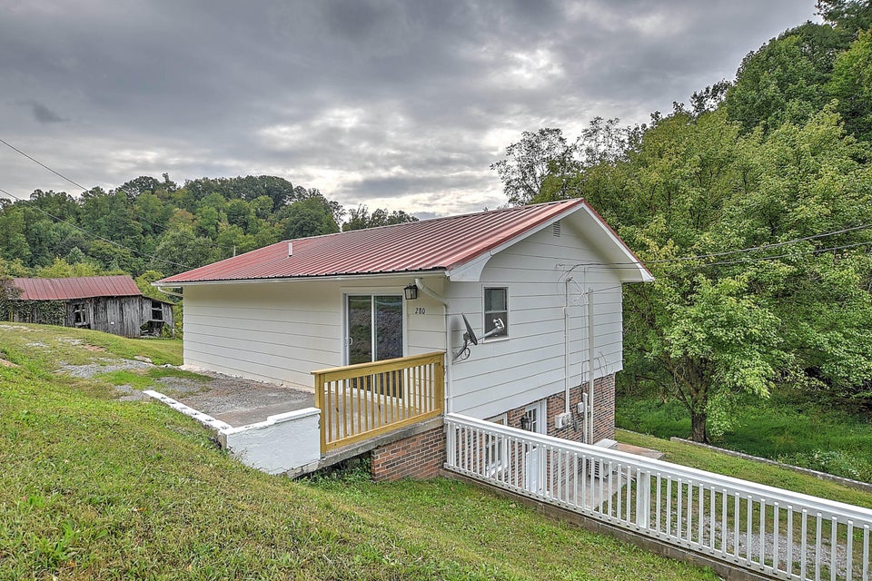 Photo #30: 280 Chambers Drive