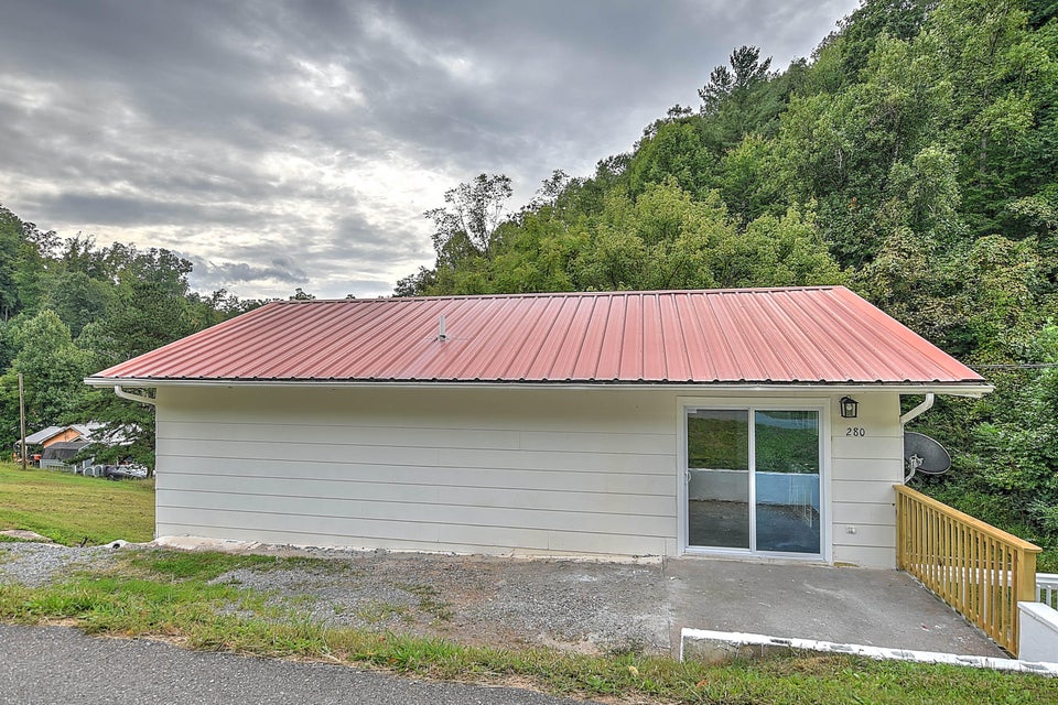 Photo #32: 280 Chambers Drive