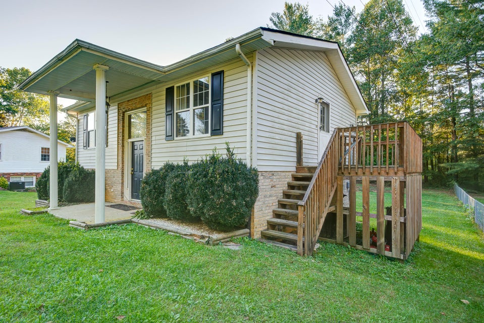 Photo #19: 303 Perkins St