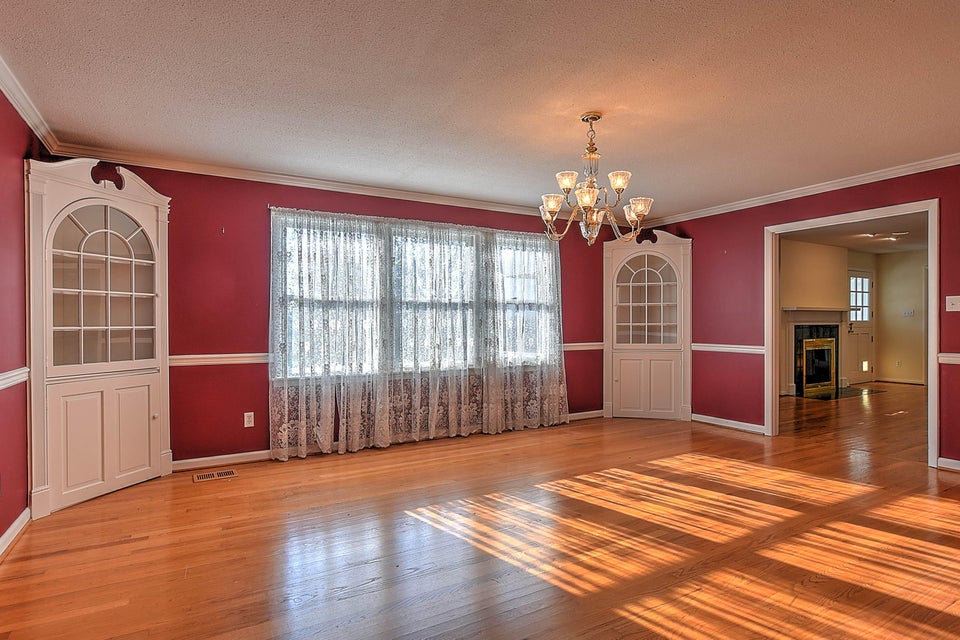 Photo #6: 15481 Briarwood Ln Lane