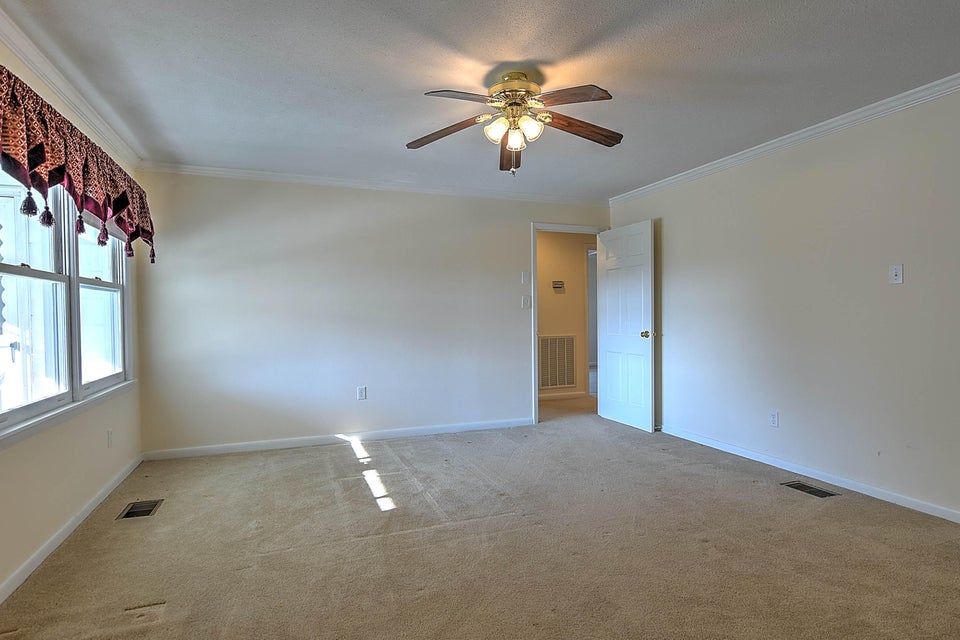 Photo #18: 15481 Briarwood Ln Lane