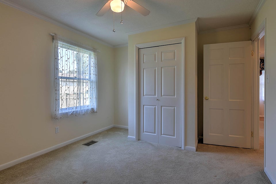 Photo #25: 15481 Briarwood Ln Lane
