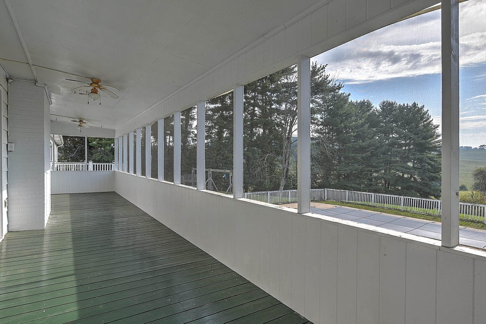 Photo #39: 15481 Briarwood Ln Lane