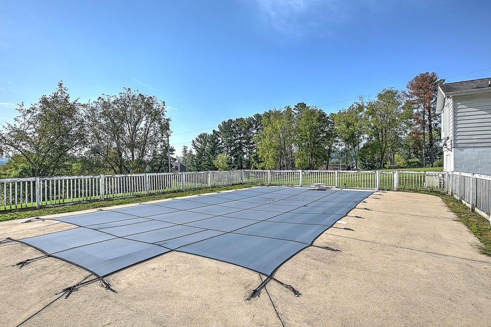 Photo #45: 15481 Briarwood Ln Lane