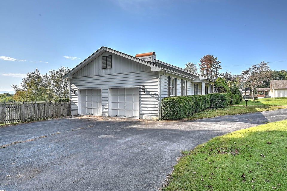 Photo #48: 15481 Briarwood Ln Lane