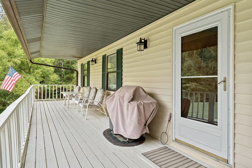 Photo #42: 323 Chippendell Lane