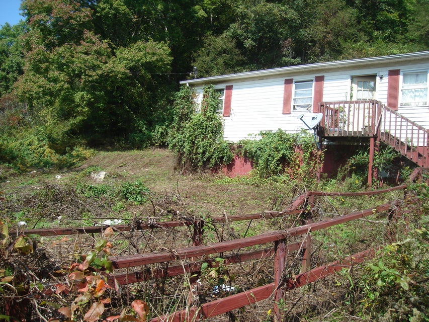 Photo #3: 327 Henry Street