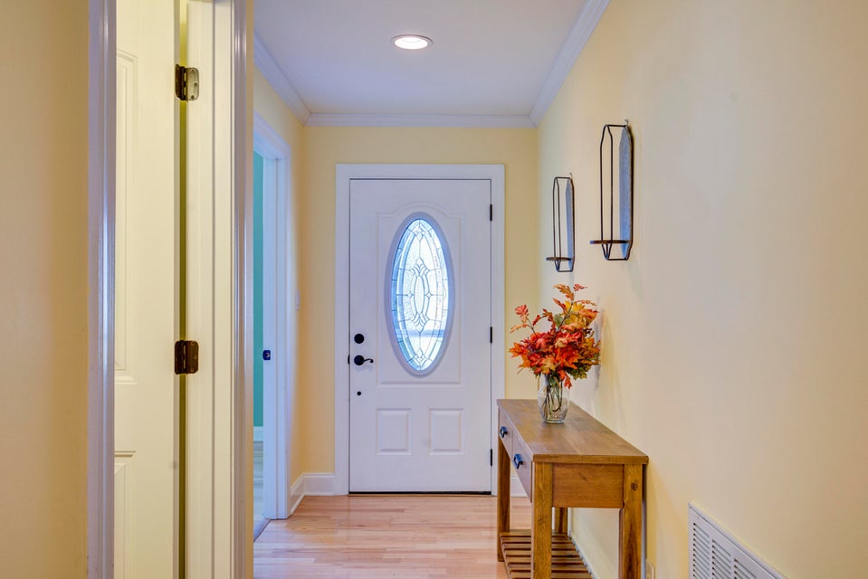 Photo #2: 67 Hiddenbrook Lane