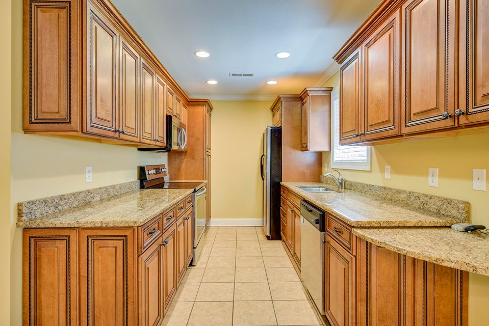 Photo #10: 67 Hiddenbrook Lane