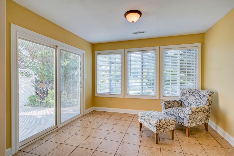 Photo #14: 67 Hiddenbrook Lane