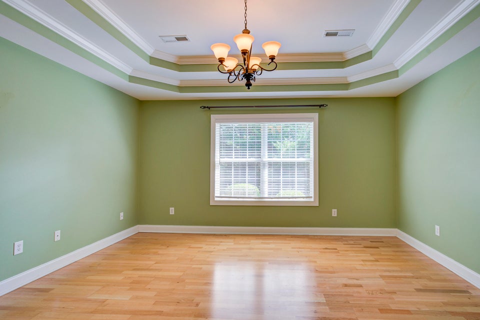 Photo #17: 67 Hiddenbrook Lane