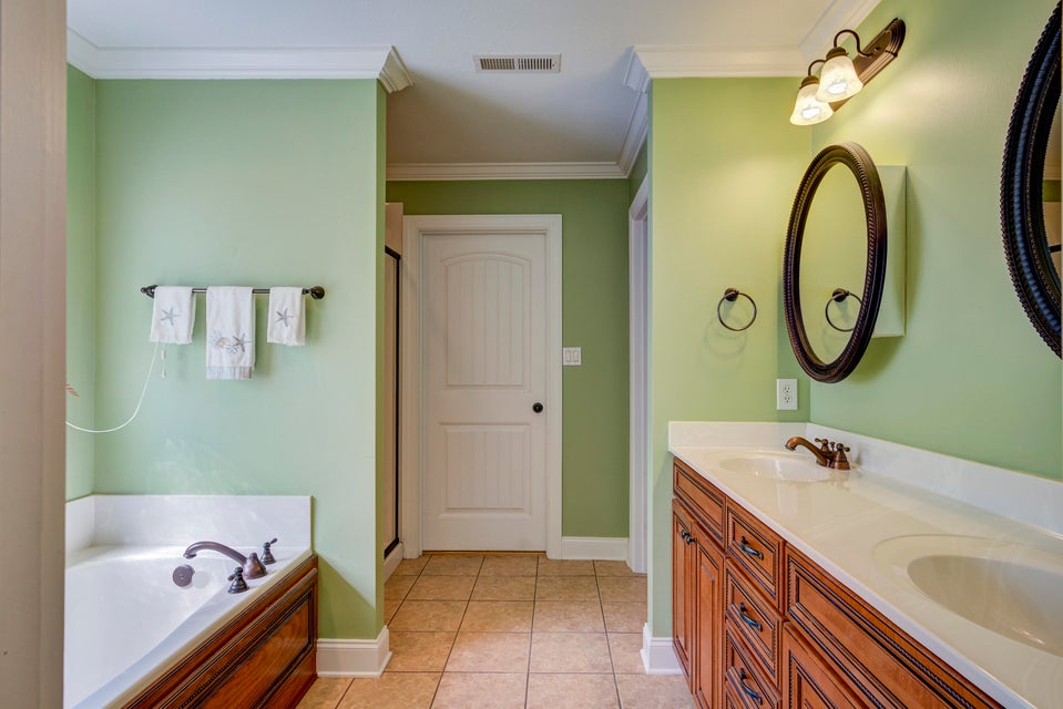 Photo #19: 67 Hiddenbrook Lane