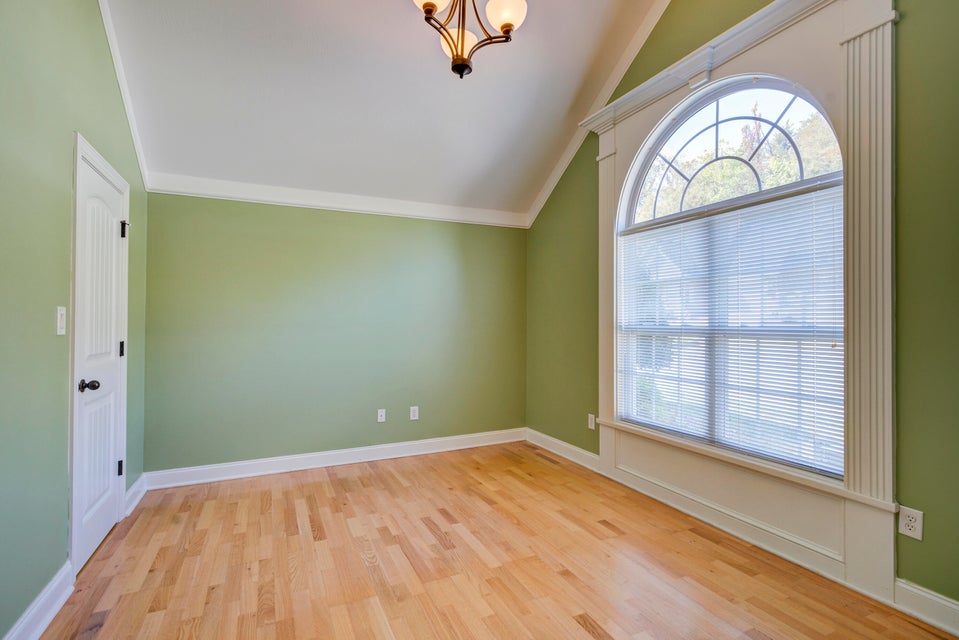 Photo #26: 67 Hiddenbrook Lane