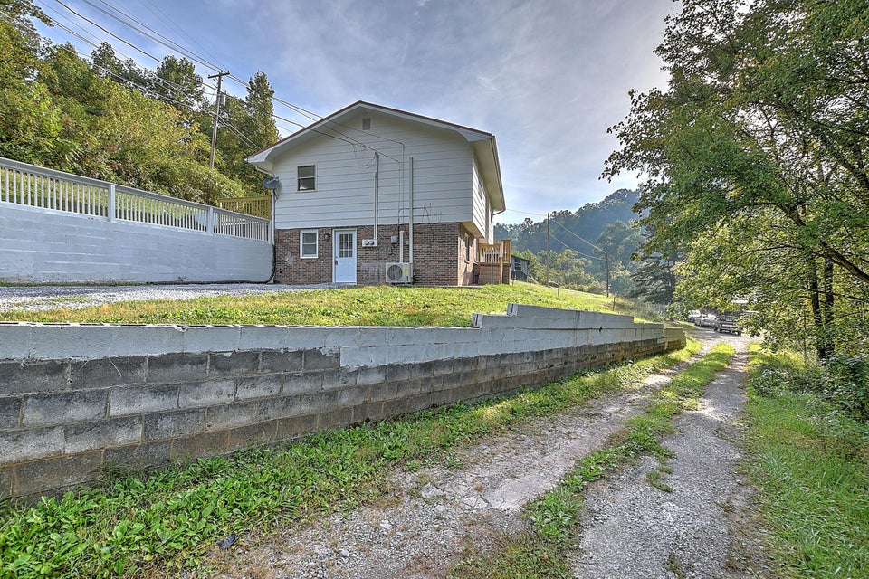 Photo #28: 280 Chambers Drive