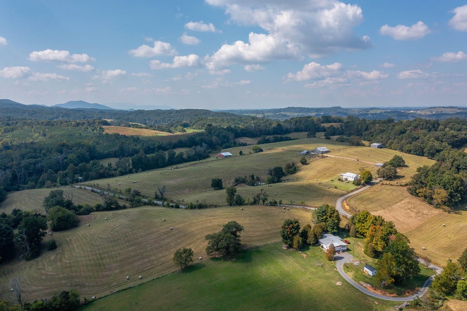 Photo #35: 2700 Little Meadow Creek Road
