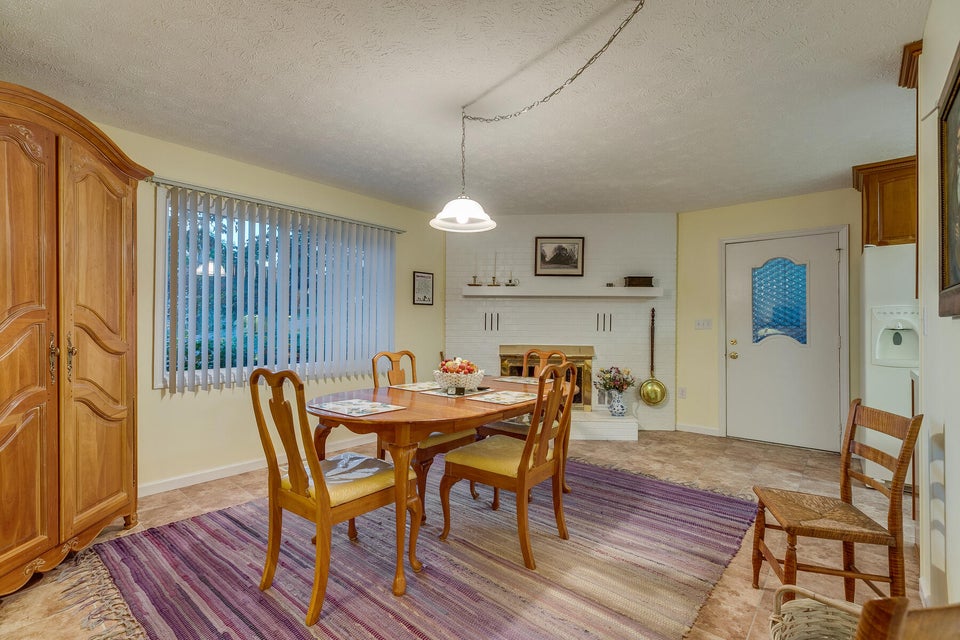 Photo #13: 1405 Hillmont Drive