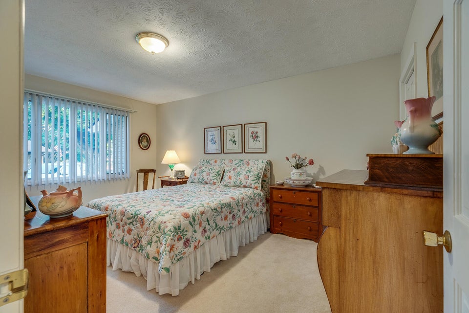 Photo #27: 1405 Hillmont Drive
