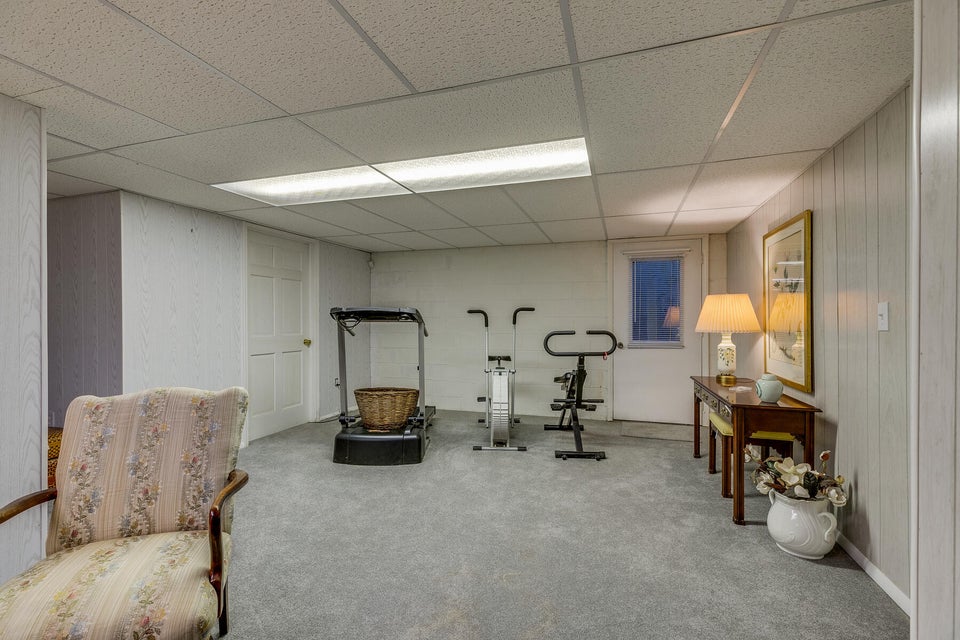 Photo #38: 1405 Hillmont Drive