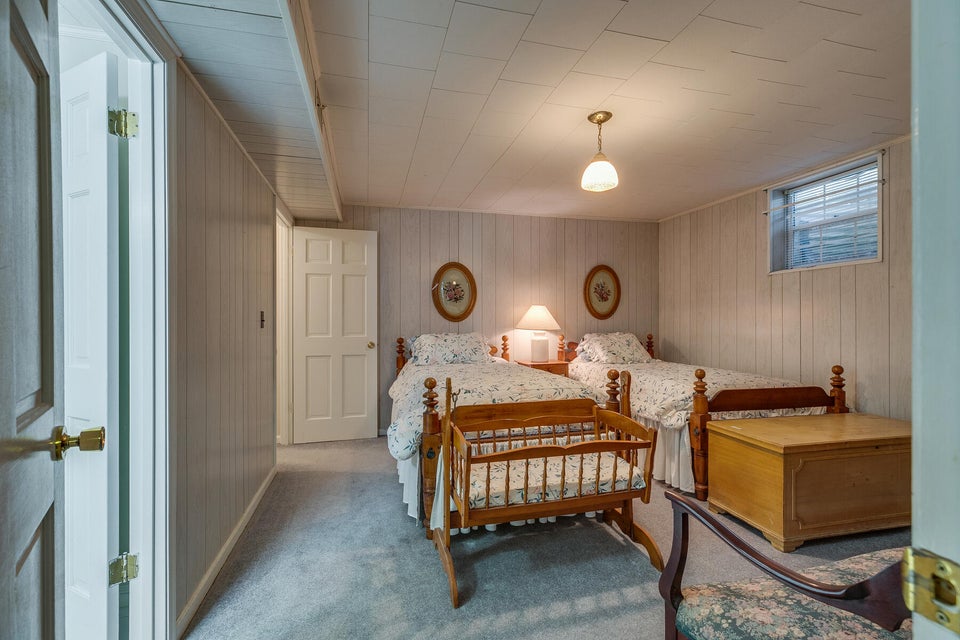Photo #41: 1405 Hillmont Drive