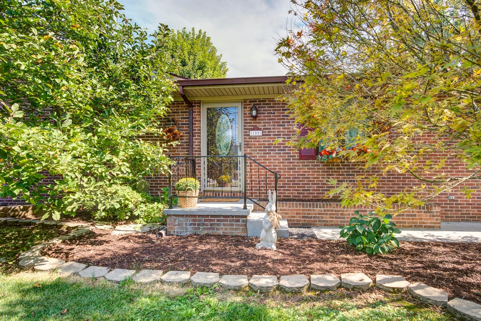 Photo #2: 105 Mesa Drive Drive