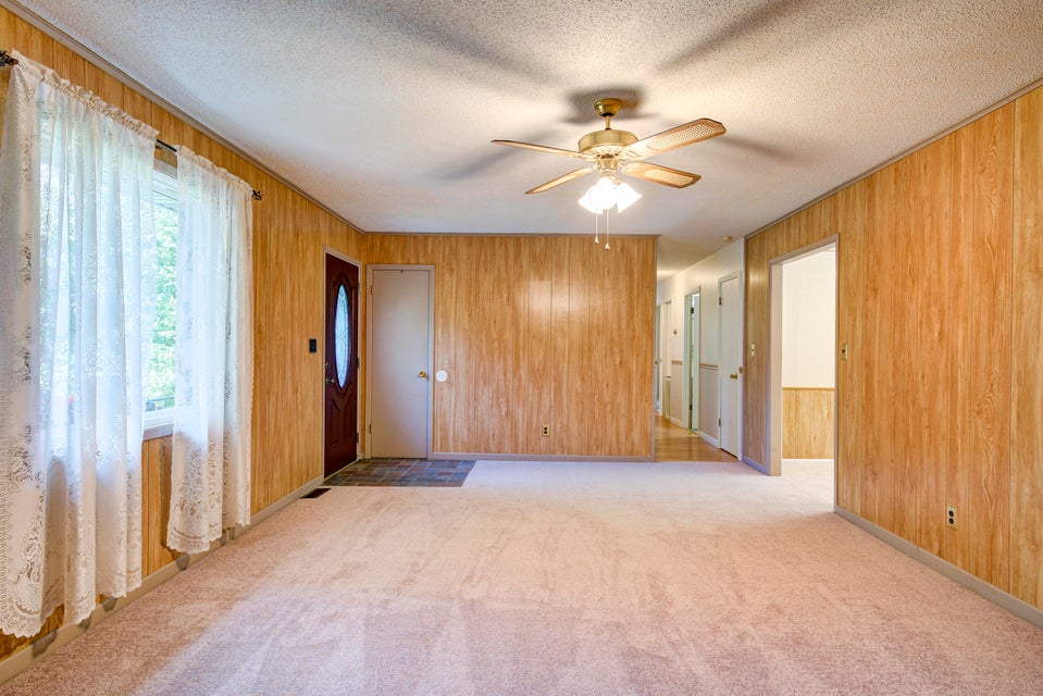 Photo #7: 105 Mesa Drive Drive