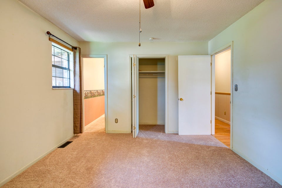 Photo #20: 105 Mesa Drive Drive