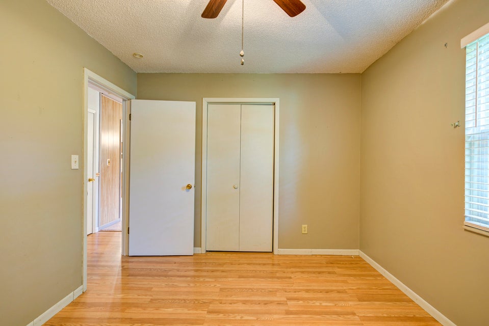 Photo #27: 105 Mesa Drive Drive