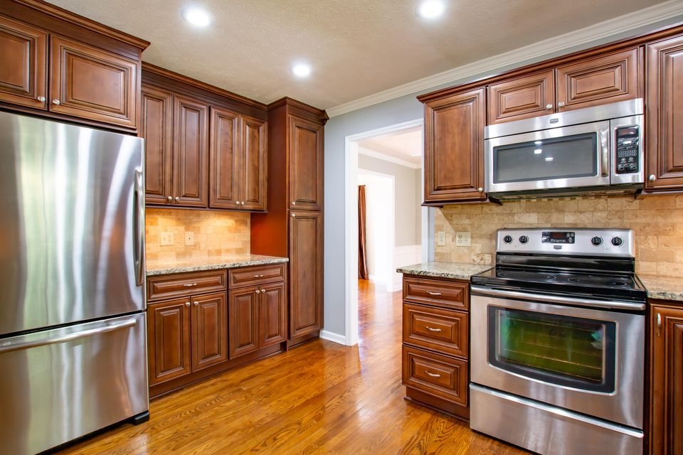 Photo #4: 437 Brookhill Drive