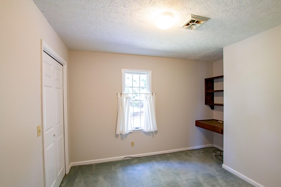 Photo #18: 437 Brookhill Drive