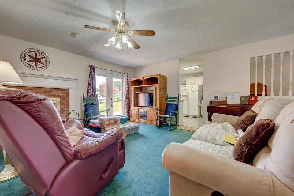 Photo #7: 5402 Memorial Boulevard