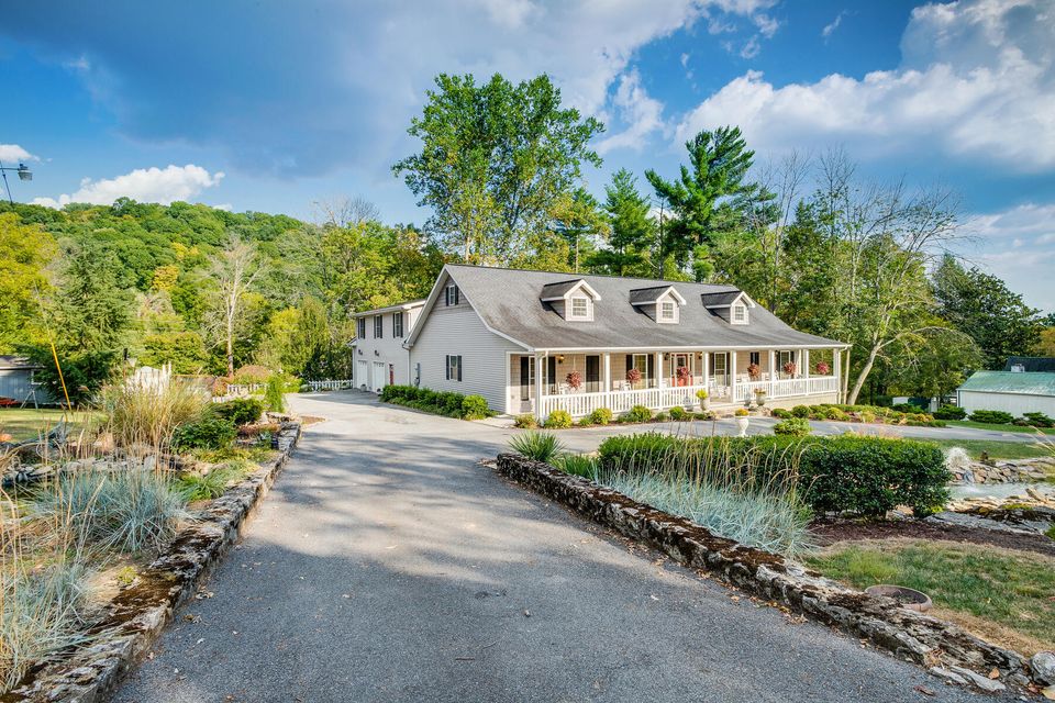 Photo #6: 2953 Cliffside Road