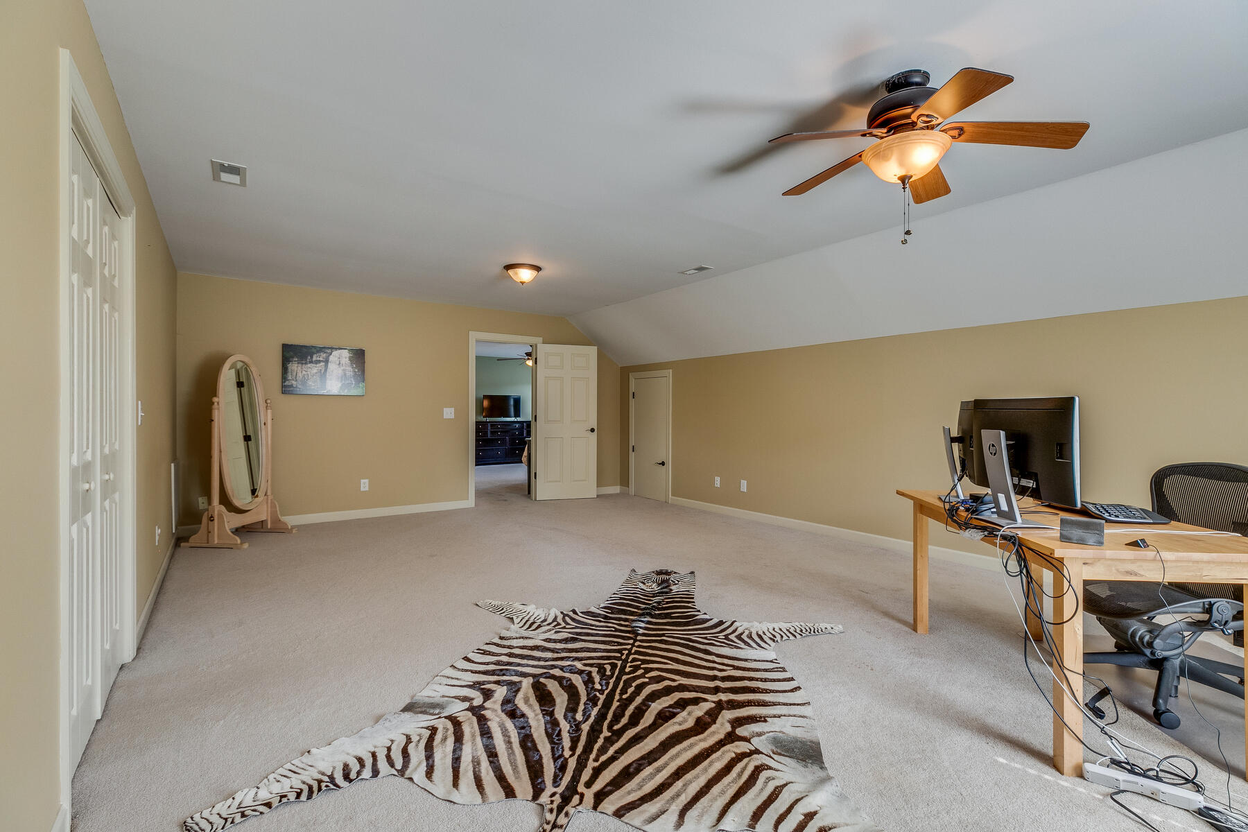 Photo #35: 1123 Keeview Drive