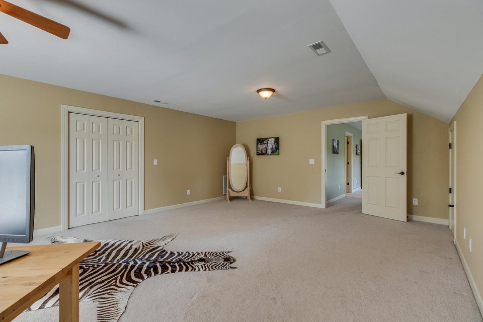 Photo #36: 1123 Keeview Drive