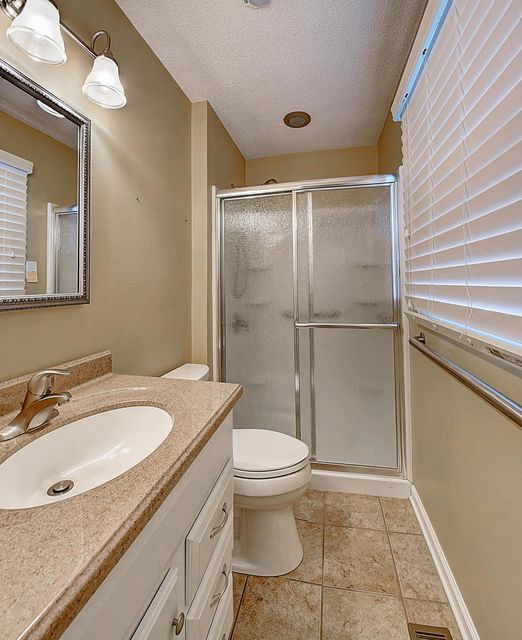 Photo #26: 815 Sir Echo Drive