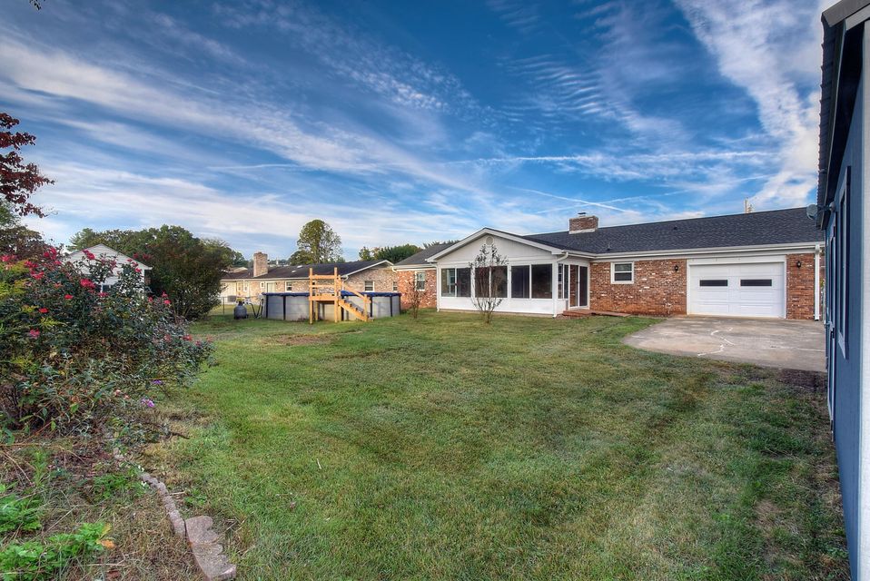 Photo #37: 815 Sir Echo Drive