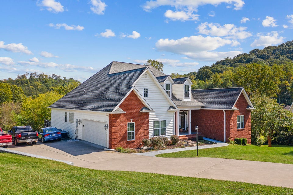 Photo #3: 209 Americana Lane