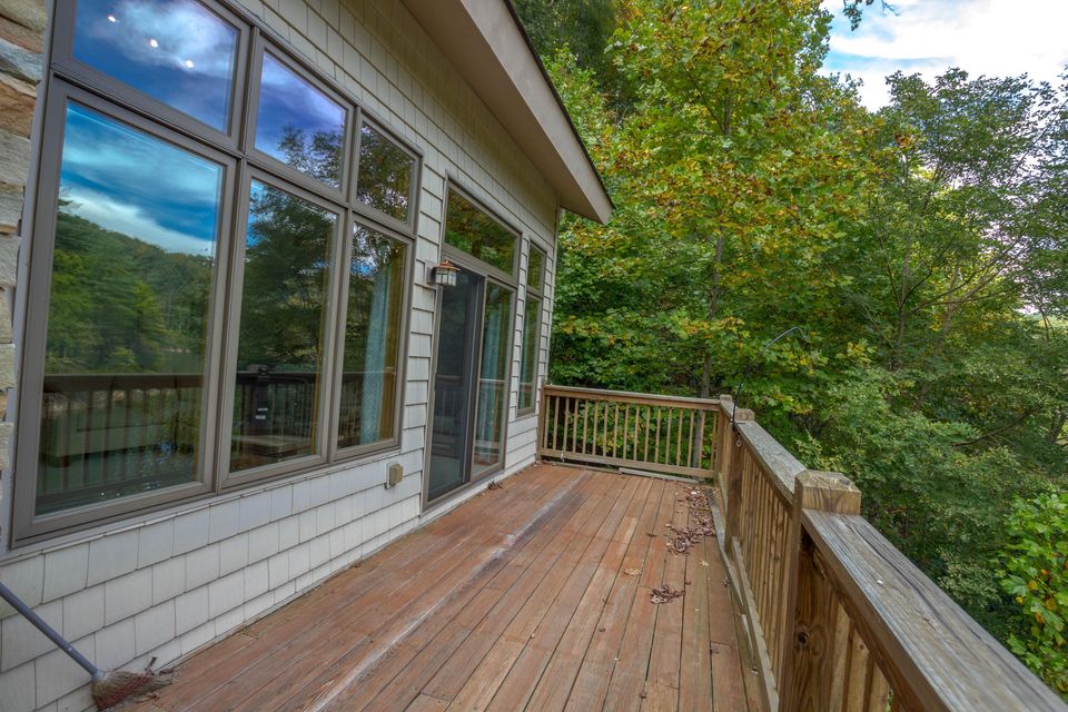 Photo #36: 311 Canaan Road