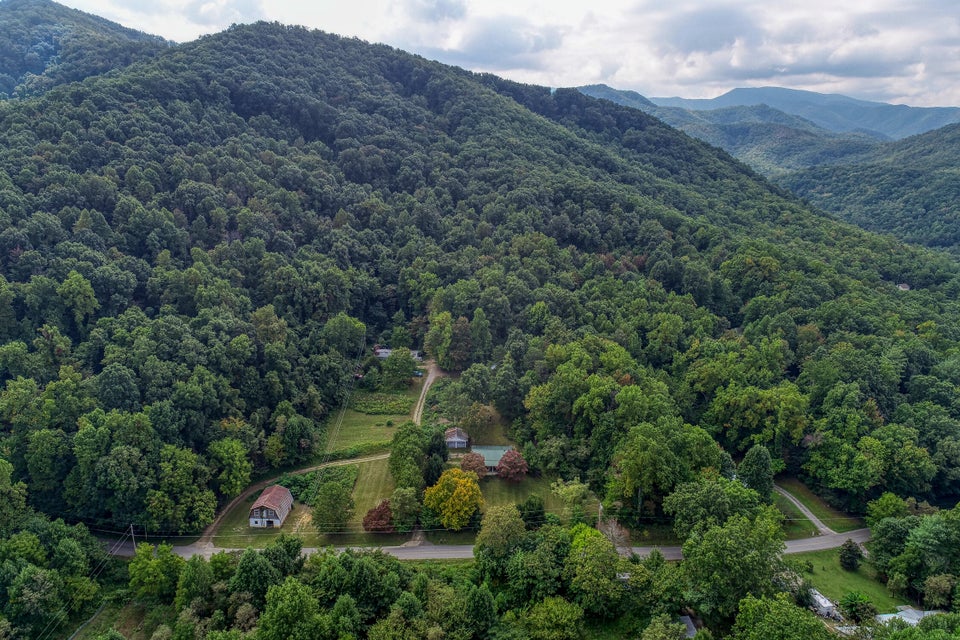 Photo #20: 420 Bearfield Road