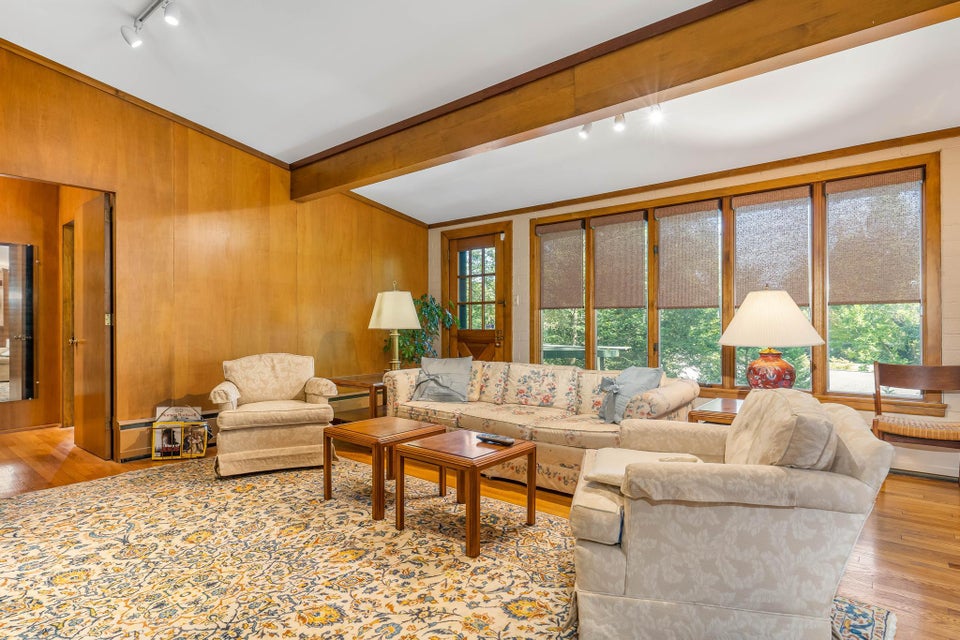 Photo #11: 1300 Iris Avenue
