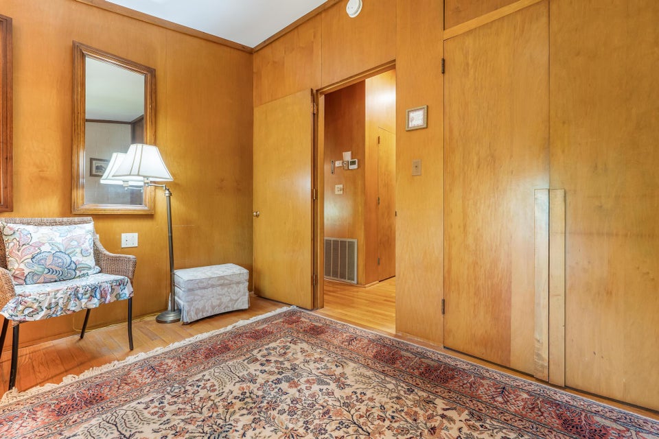 Photo #16: 1300 Iris Avenue
