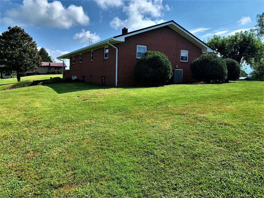 Photo #3: 550 Red Hill Road