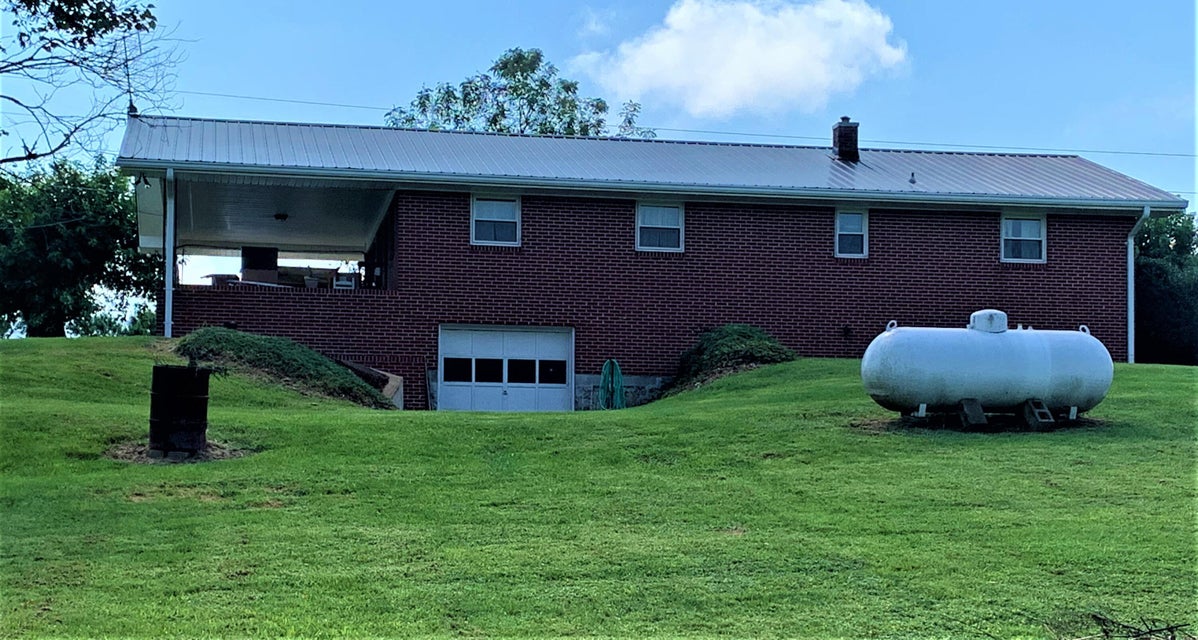 Photo #4: 550 Red Hill Road