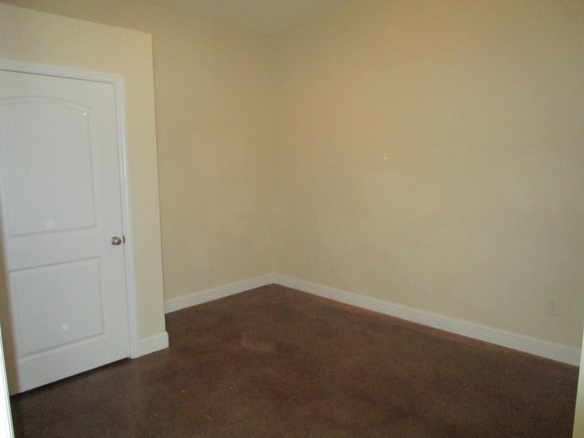 Photo #10: 3536-3538 Walnut Street