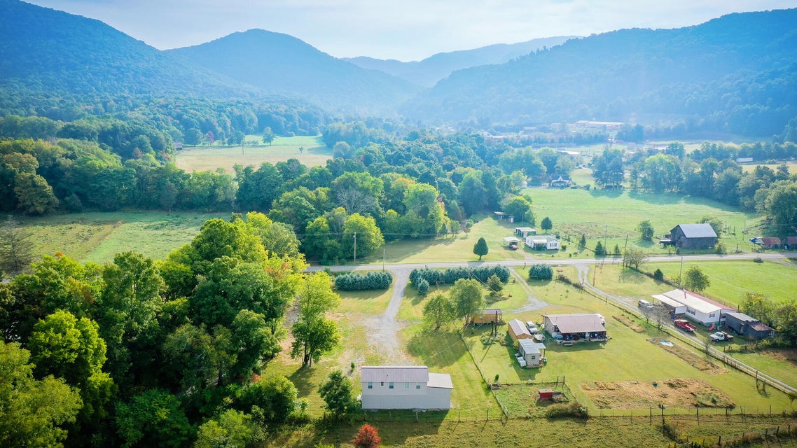 Photo #31: 385 Arnold Road